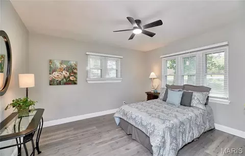 Bedroom - 7707 Springdale Dr, Normandy, MO 63121 photo 7 of 13