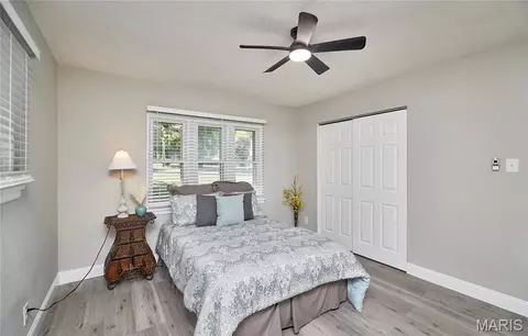 Bedroom - 7707 Springdale Dr, Normandy, MO 63121 photo 8 of 13