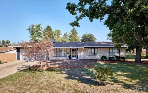 Exterior - 7707 Springdale Dr, Normandy, MO 63121 photo 1 of 10