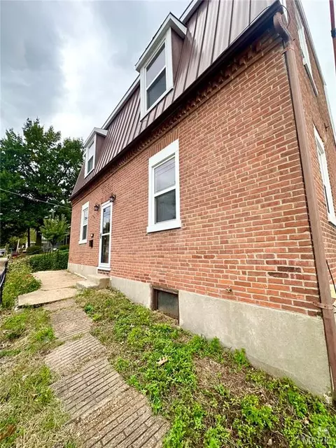 Exterior - 309 Hooker St, Washington, MO 63090 photo 5 of 7