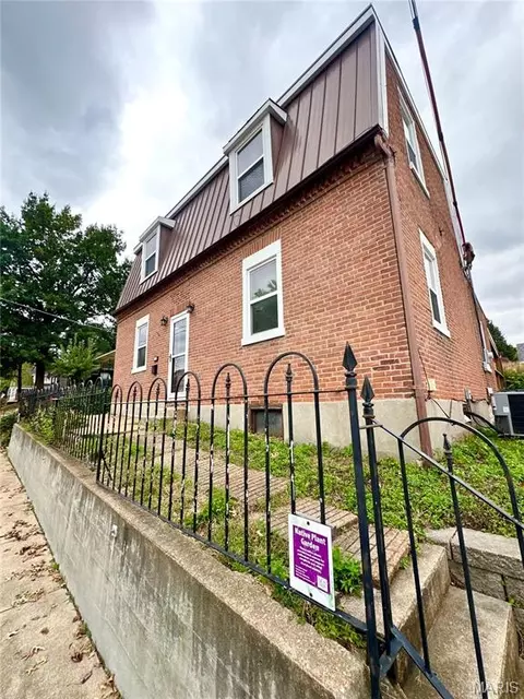 Other - 309 Hooker St, Washington, MO 63090 photo 2 of 6