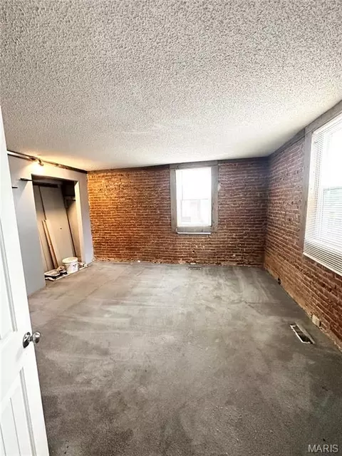 Bedroom - 309 Hooker St, Washington, MO 63090 photo 1 of 3