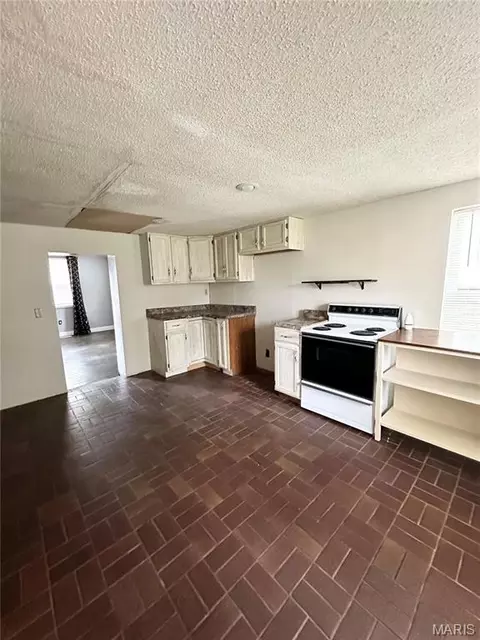 Kitchen - 309 Hooker St, Washington, MO 63090 photo 3 of 3
