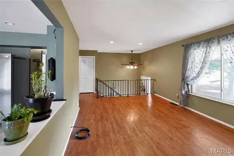Living - 8965 Old Jackson Rd, Fredericktown, MO 63645 photo 4 of 6