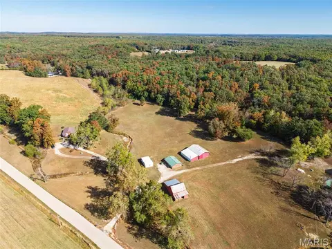 View/Area - 8965 Old Jackson Rd, Fredericktown, MO 63645 photo 5 of 9