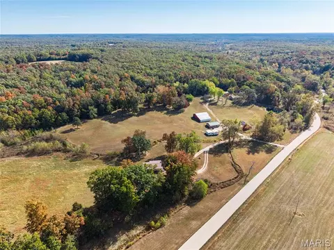 View/Area - 8965 Old Jackson Rd, Fredericktown, MO 63645 photo 3 of 9