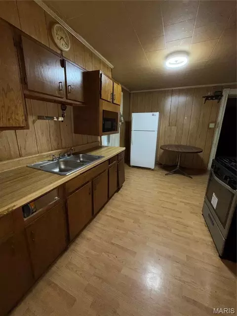 1908 Central Ave, Alton, IL 62002 photo 7