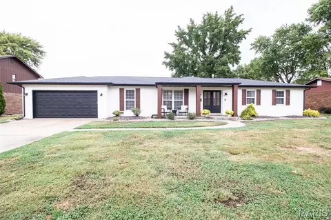2525 Westmoreland Dr, Granite City, IL 62040