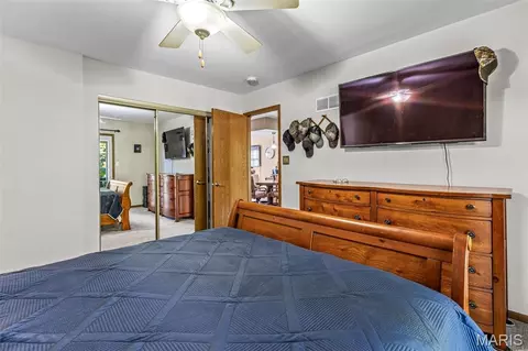 Bedroom - 869 Woodridge Dr, Arnold, MO 63010 photo 2 of 3