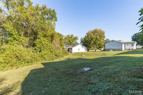 Exterior - 869 Woodridge Dr, Arnold, MO 63010 photo 6 of 7