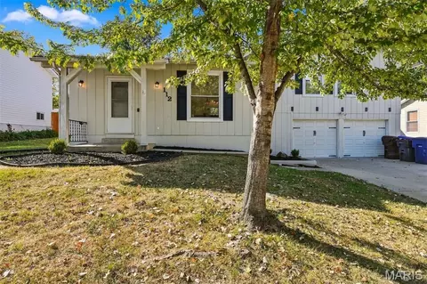 112 Kimberly Ln, Saint Peters, MO 63376