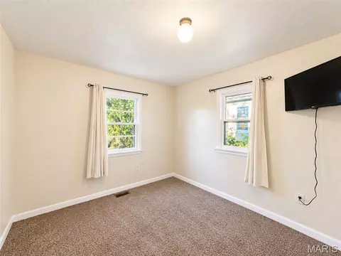 Bedroom - 315 E Washington St, Cuba, MO 65453 photo 1 of 2