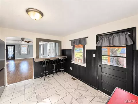 Kitchen - 315 E Washington St, Cuba, MO 65453 photo 4 of 4