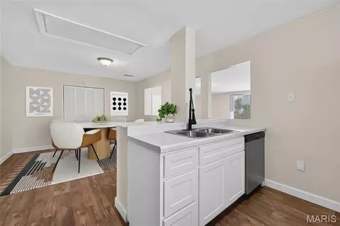 Kitchen - 118 Paul Ave, Ferguson, MO 63135 photo 7 of 8