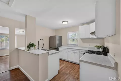 Kitchen - 118 Paul Ave, Ferguson, MO 63135 photo 2 of 8