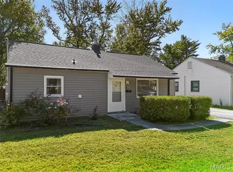 Exterior - 118 Paul Ave, Ferguson, MO 63135 photo 2 of 7