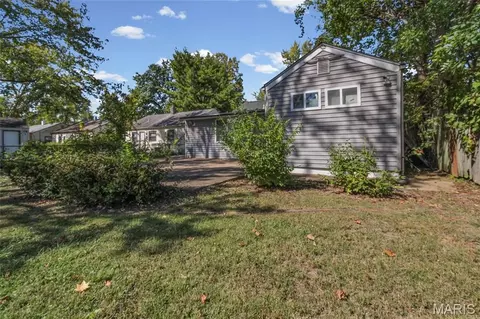 Exterior - 118 Paul Ave, Ferguson, MO 63135 photo 5 of 7