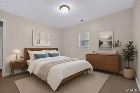 Bedroom - 118 Paul Ave, Ferguson, MO 63135 photo 2 of 4