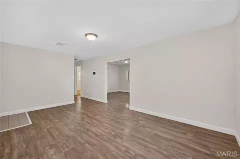 Living - 118 Paul Ave, Ferguson, MO 63135 photo 3 of 6