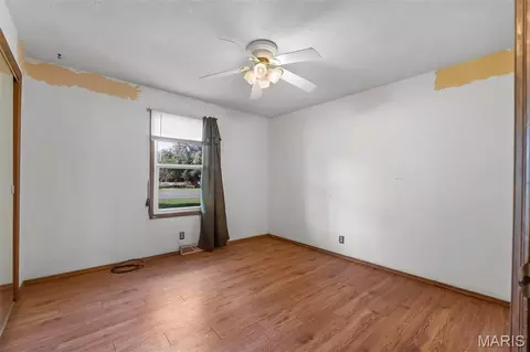 Bedroom - 514 Dean, Matthews, MO 63867 photo 1 of 5