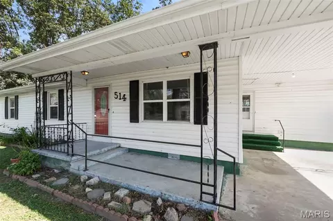 Exterior - 514 Dean, Matthews, MO 63867 photo 2 of 9