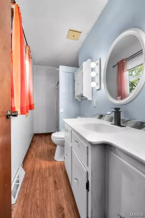 Bath - 514 Dean, Matthews, MO 63867 photo 2 of 2