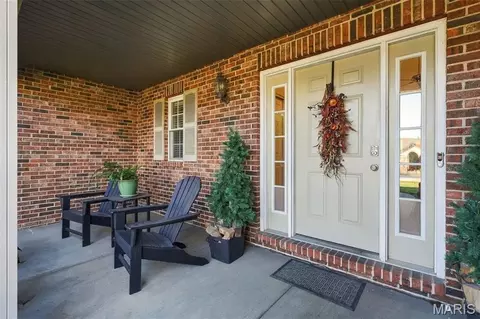 Exterior - 122 Echo Lake Cir, Eureka, MO 63025 photo 3 of 11