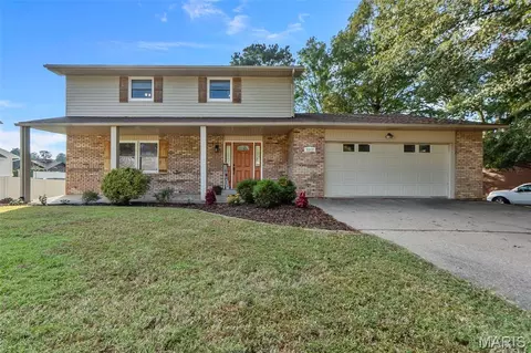 2213 Kent Dr, Cape Girardeau, MO 63701