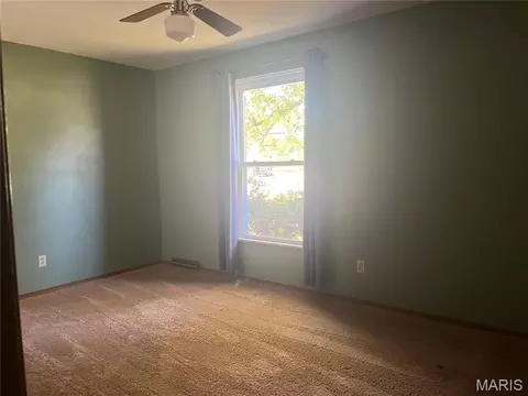 Bedroom - 1008 Nancy Dr, O'fallon, IL 62269 photo 1 of 5
