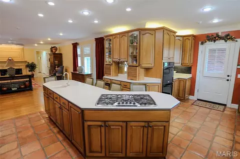 Kitchen - 654 County Road 490, Naylor, MO 63953 photo 2 of 5