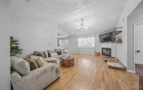 Living - 13640 Tassel Rd, Saint Robert, MO 65584 photo 1 of 1