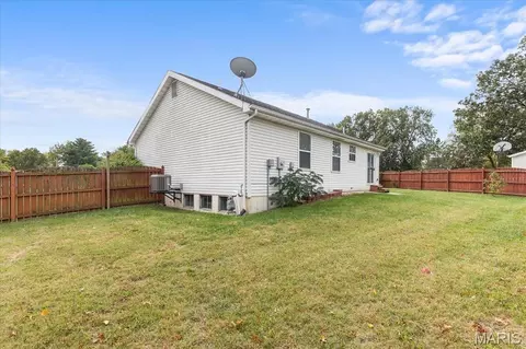 Exterior - 28 Aster Dr, Wright City, MO 63390 photo 5 of 5