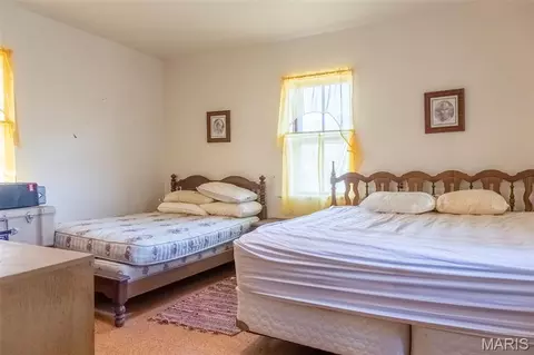 Bedroom - 2302 Highway 19, Hermann, MO 65041 photo 1 of 5