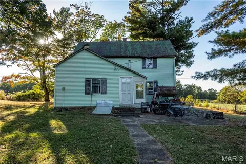 Exterior - 2302 Highway 19, Hermann, MO 65041 photo 5 of 23