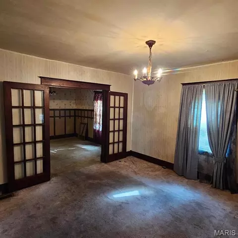 Dining - 6 N Smith St, Smithton, IL 62285 photo 1 of 3