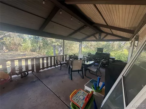 Exterior - 2707 N Service Rd, Saint Clair, MO 63077 photo 6 of 10