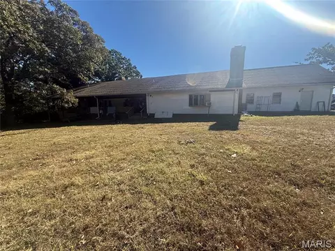 Exterior - 2707 N Service Rd, Saint Clair, MO 63077 photo 8 of 10