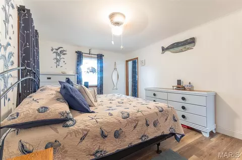 Bedroom - 2017 Valley View Rd, Mexico, MO 65265 photo 3 of 4