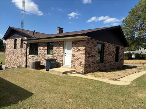 701 S Ridge Ave, Steeleville, IL 62288 photo 4
