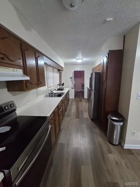 Entry Way - 406 Washington St, Malden, MO 63863 photo 2 of 3