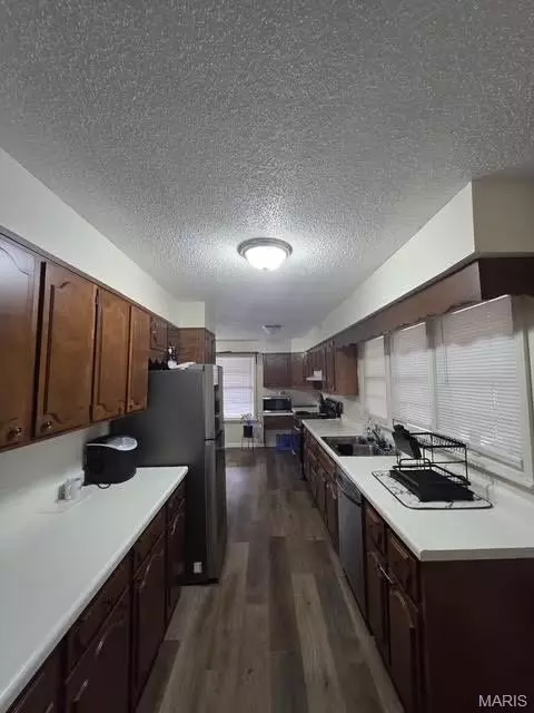 Entry Way - 406 Washington St, Malden, MO 63863 photo 3 of 3