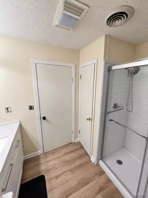 Bath - 406 Washington St, Malden, MO 63863 photo 1 of 5