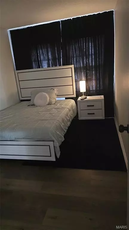 Bedroom - 406 Washington St, Malden, MO 63863 photo 1 of 1