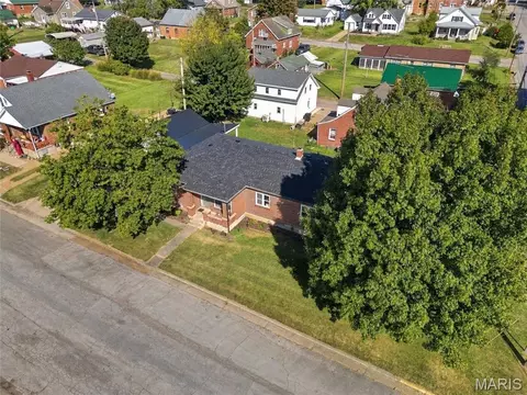 View/Area - 405 W 9th St, Hermann, MO 65041 photo 1 of 7