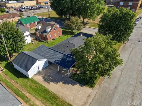 View/Area - 405 W 9th St, Hermann, MO 65041 photo 3 of 7