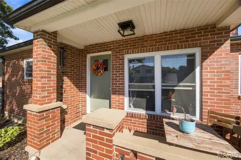 Exterior - 405 W 9th St, Hermann, MO 65041 photo 7 of 14