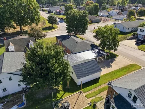 View/Area - 405 W 9th St, Hermann, MO 65041 photo 4 of 7