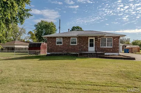 1 Violet Ave, Granite City, IL 62040