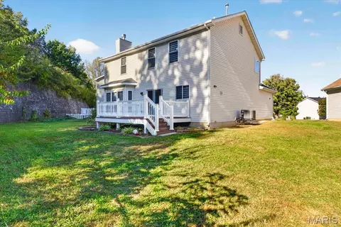 Exterior - 567 Brook Meadow Dr, Ballwin, MO 63021 photo 13 of 28