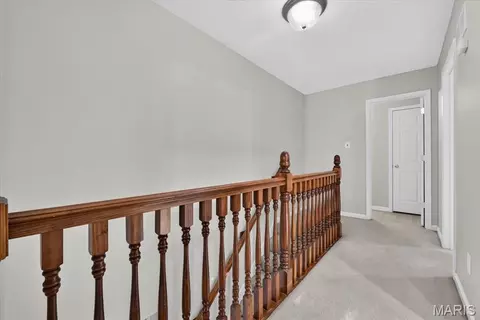 Entry Way - 567 Brook Meadow Dr, Ballwin, MO 63021 photo 5 of 5